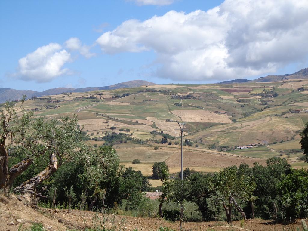Agriturismo San Pietro Gangi Exteriör bild